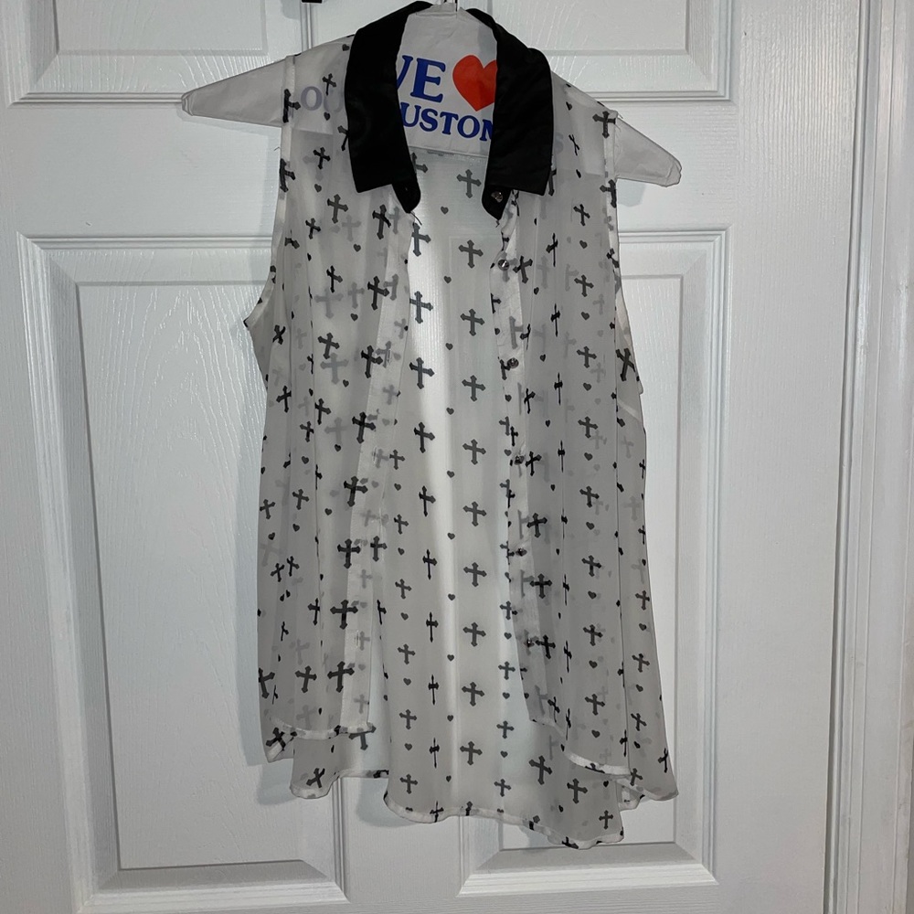 Black & white Body Central cross patterned top